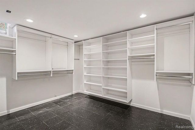 1421 Lloyd Avenue, Royal Oak, MI 48073