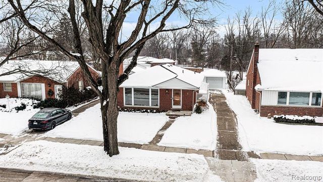 1421 Lloyd Avenue, Royal Oak, MI 48073