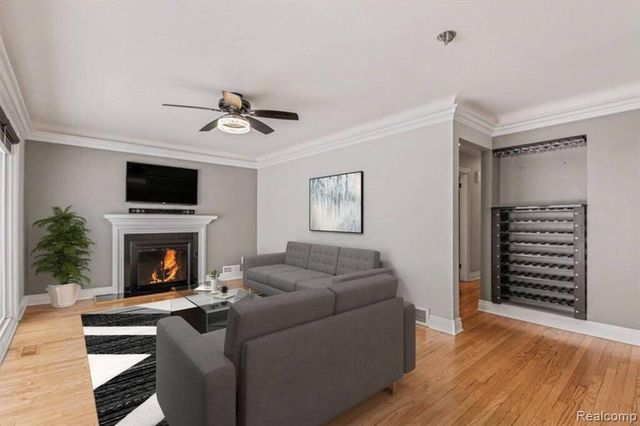 1421 Lloyd Avenue, Royal Oak, MI 48073