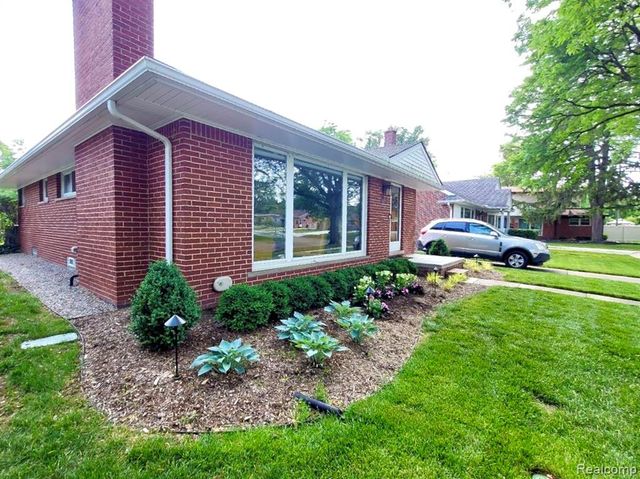 1421 Lloyd Avenue, Royal Oak, MI 48073