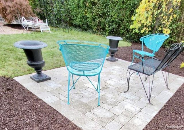 1421 Lloyd Avenue, Royal Oak, MI 48073