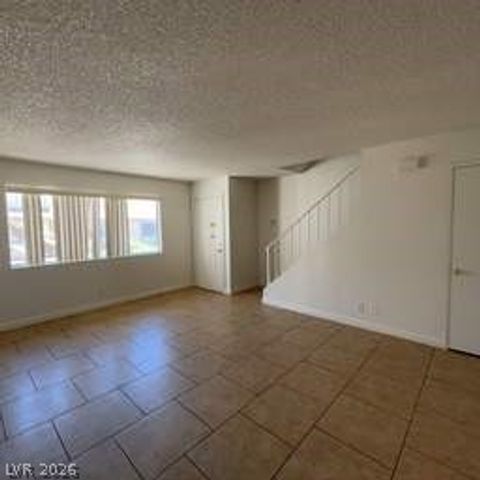 2658 Kline Circle 3, Las Vegas, NV 89121