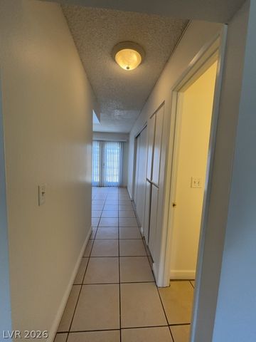 2658 Kline Circle 3, Las Vegas, NV 89121