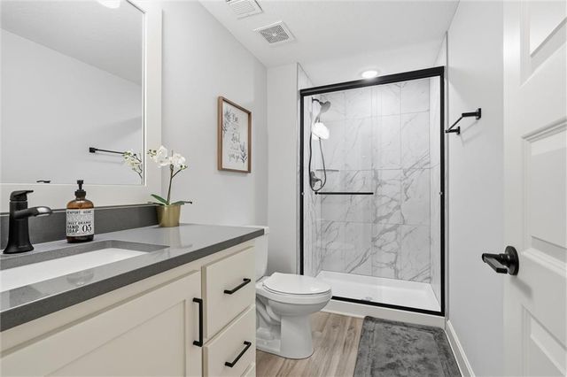 14686 S Parkhill Street, Olathe, KS 66062