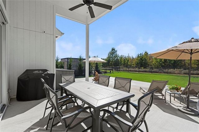 14686 S Parkhill Street, Olathe, KS 66062