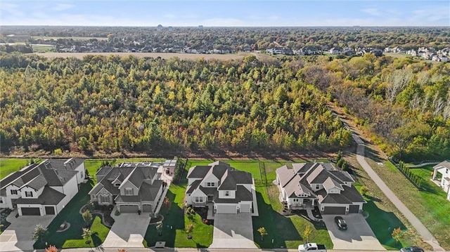 14686 S Parkhill Street, Olathe, KS 66062