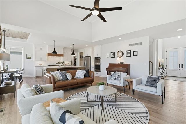 14686 S Parkhill Street, Olathe, KS 66062