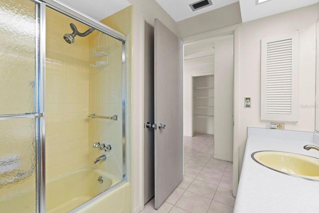 2549 WYNNEWOOD DRIVE, Clearwater, FL 33763