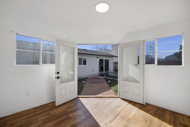 3633 Independence Road, Fremont, CA 94538