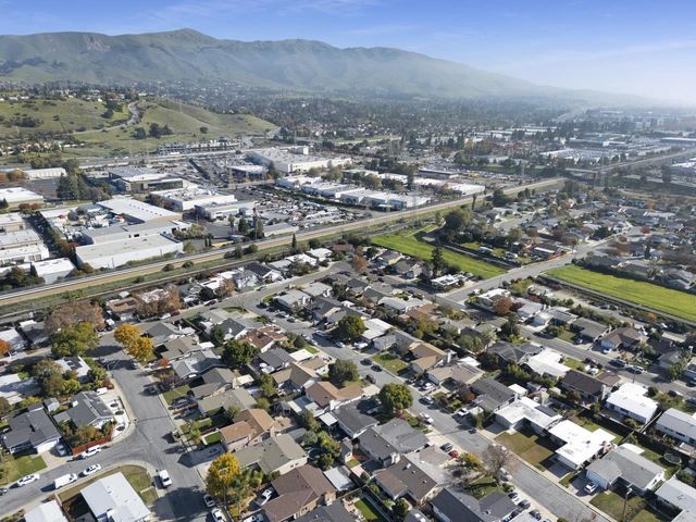 3633 Independence Road, Fremont, CA 94538