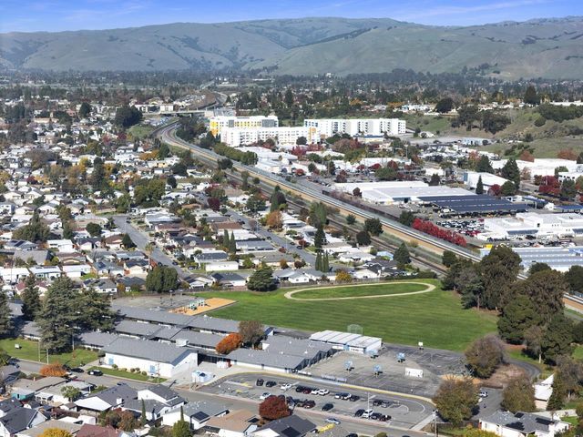 3633 Independence Road, Fremont, CA 94538