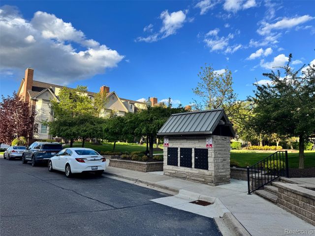 25581 Portico Lane, Novi, MI 48375