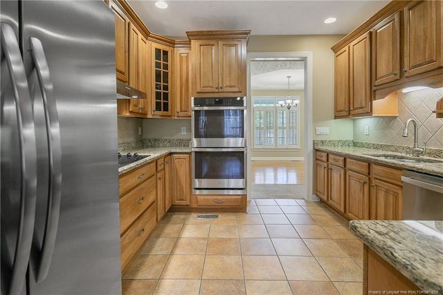 61 Fountain Park Circle, Spring Lake, NC 28390