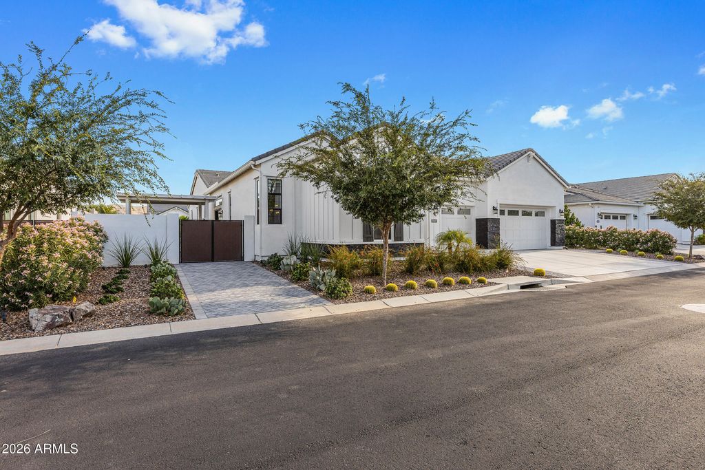 20657 E MARSH Road, Queen Creek, AZ 85142 — photo 2