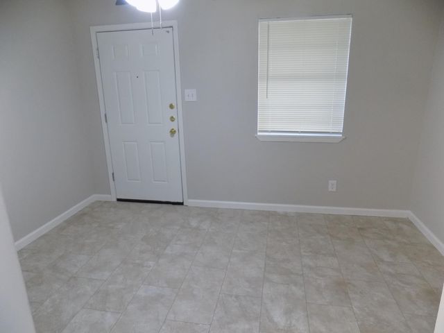 712 E Highland Boulevard, San Angelo, TX 76903