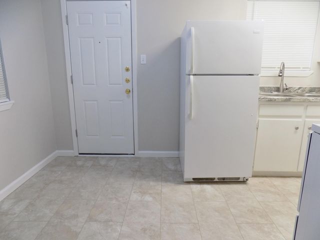 712 E Highland Boulevard, San Angelo, TX 76903