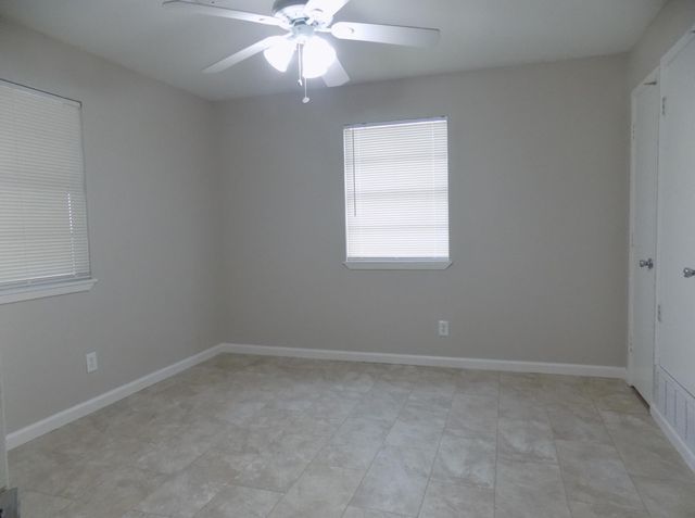 712 E Highland Boulevard, San Angelo, TX 76903