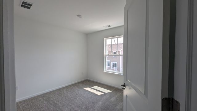 1085 Atterberg Road 4005, South Elgin, IL 60177