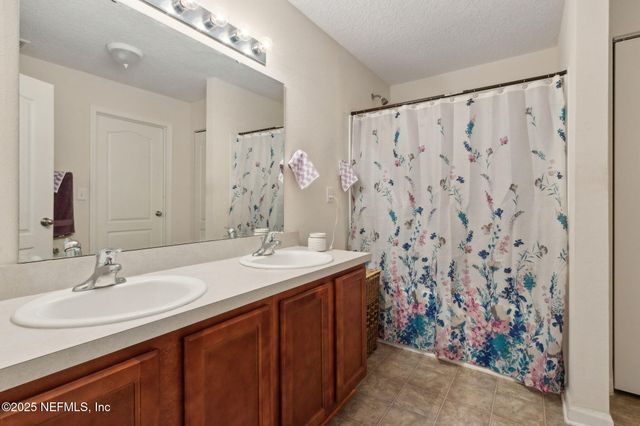 15391 BAREBACK Drive, Jacksonville, FL 32234