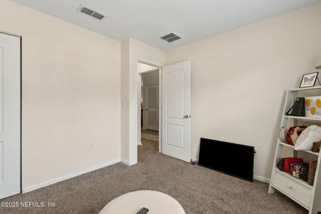 15391 BAREBACK Drive, Jacksonville, FL 32234