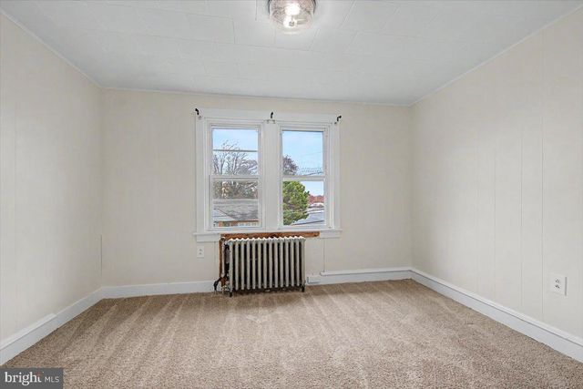 13 N CLIFTON AVE, Wilmington, DE 19805