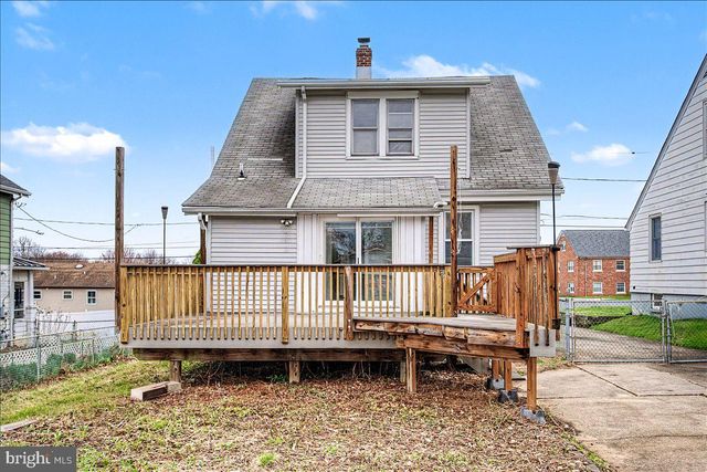 13 N CLIFTON AVE, Wilmington, DE 19805