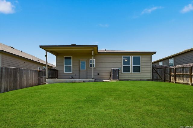 10346 McQueeney, San Antonio, TX 78252