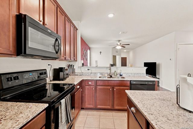 10346 McQueeney, San Antonio, TX 78252