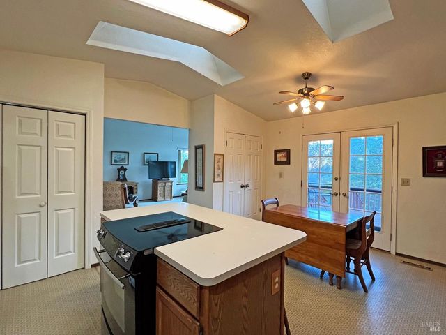 2781 Robinson Creek Rd, Ukiah, CA 95482