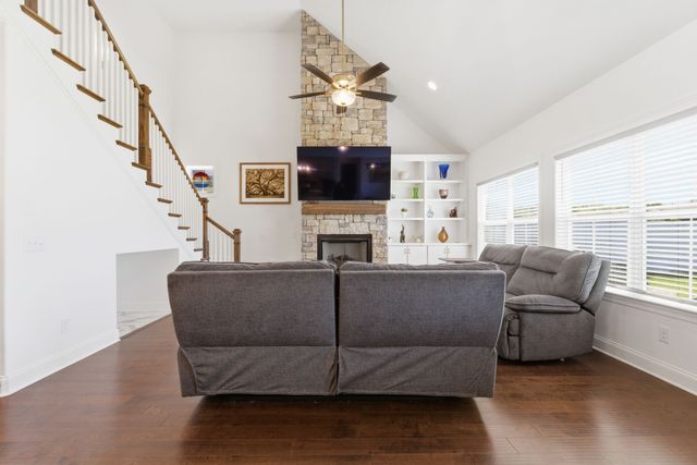 417 Sophie Hill Ct, Murfreesboro, TN 37128