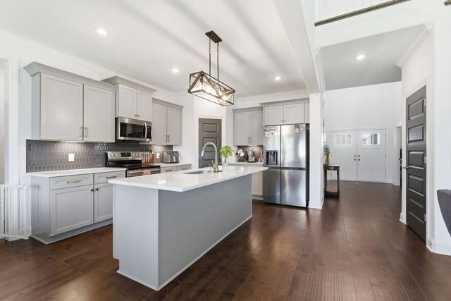 417 Sophie Hill Ct, Murfreesboro, TN 37128