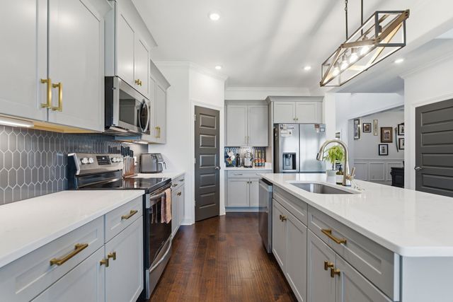 417 Sophie Hill Ct, Murfreesboro, TN 37128