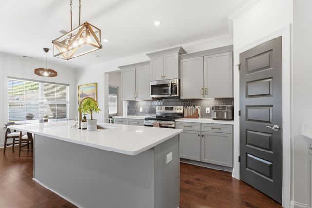 417 Sophie Hill Ct, Murfreesboro, TN 37128