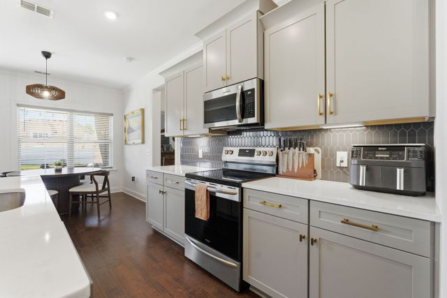 417 Sophie Hill Ct, Murfreesboro, TN 37128