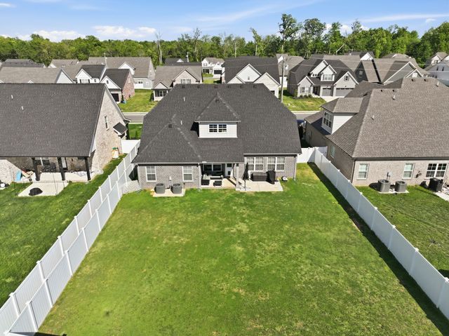 417 Sophie Hill Ct, Murfreesboro, TN 37128