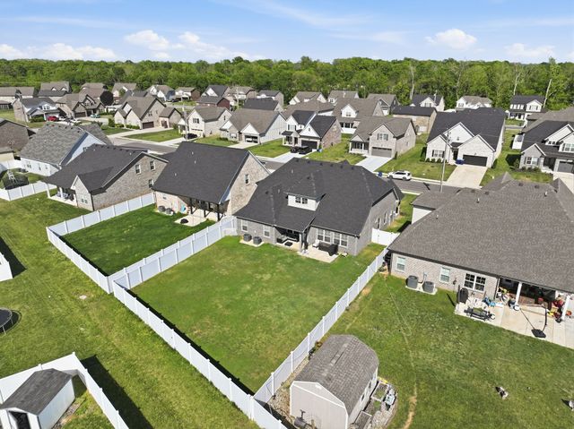 417 Sophie Hill Ct, Murfreesboro, TN 37128