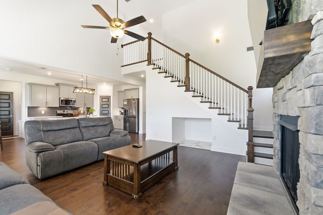 417 Sophie Hill Ct, Murfreesboro, TN 37128