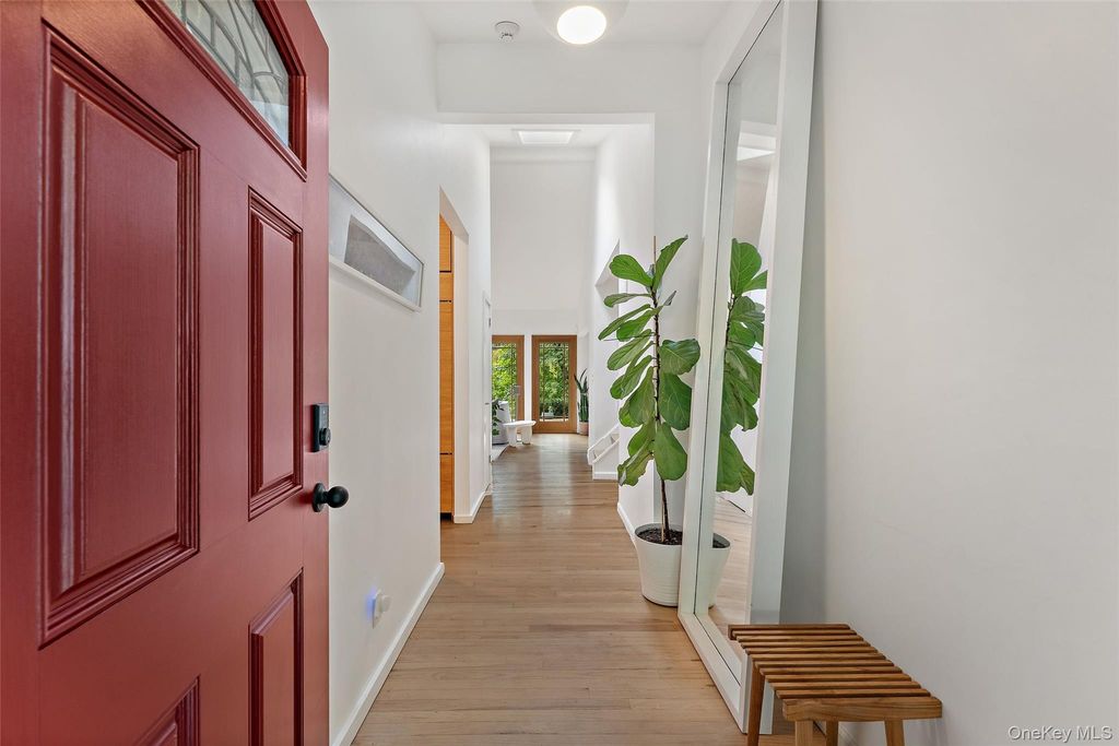 61 Stony Run, New Rochelle, NY 10804 — photo 3