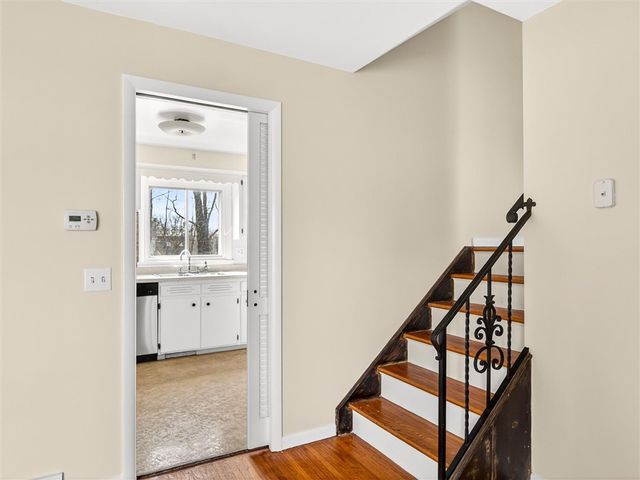 157 Garden Parkway, Henrietta, NY 14467