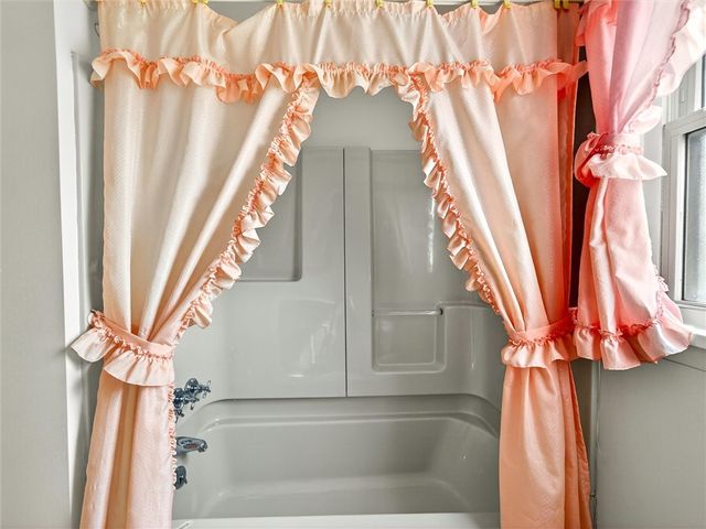 157 Garden Parkway, Henrietta, NY 14467