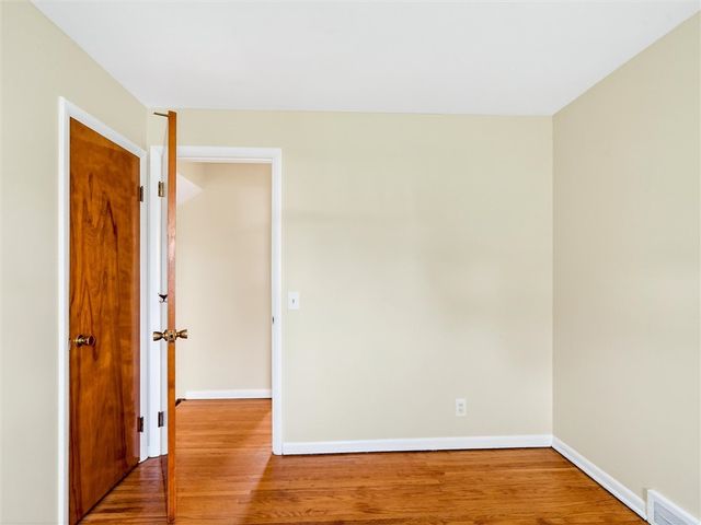 157 Garden Parkway, Henrietta, NY 14467