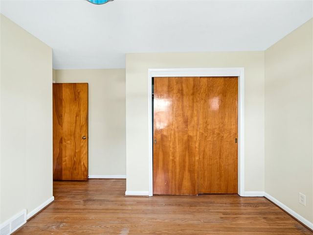 157 Garden Parkway, Henrietta, NY 14467