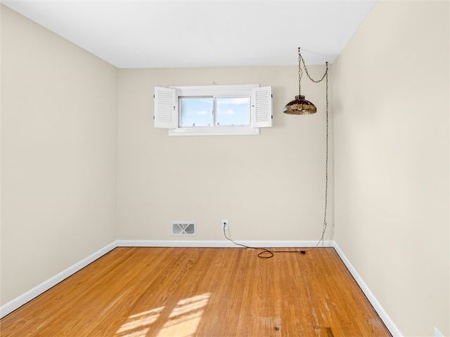 157 Garden Parkway, Henrietta, NY 14467