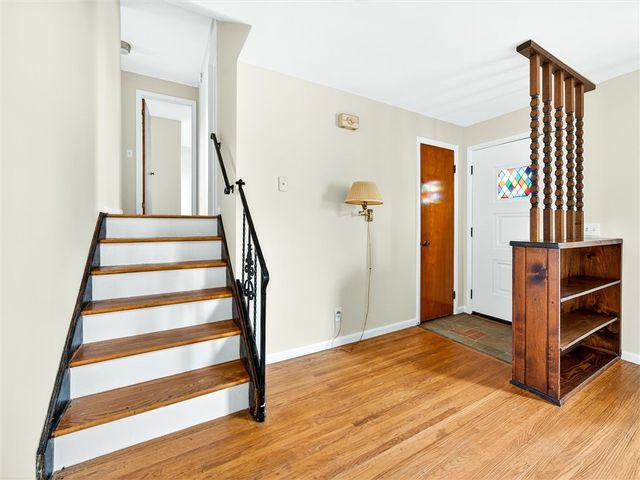 157 Garden Parkway, Henrietta, NY 14467