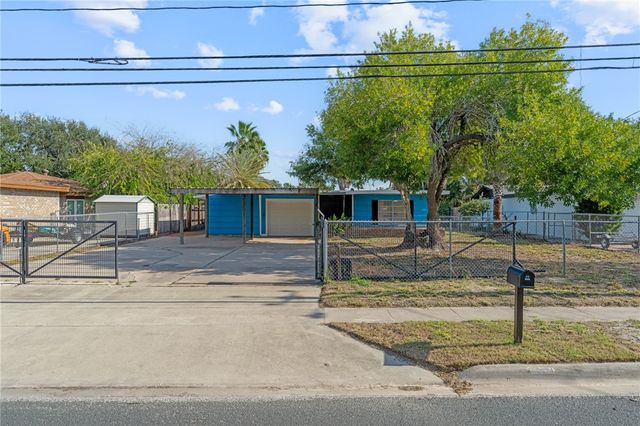 3231 Jamaica Dr, Corpus Christi, TX 78418