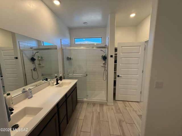 6754 E Via Olmeda, Tucson, AZ 85756