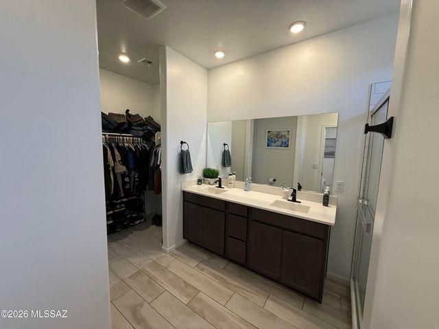 6754 E Via Olmeda, Tucson, AZ 85756