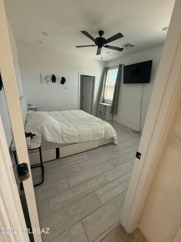 6754 E Via Olmeda, Tucson, AZ 85756