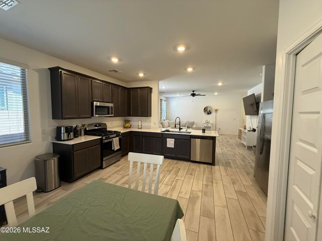 6754 E Via Olmeda, Tucson, AZ 85756