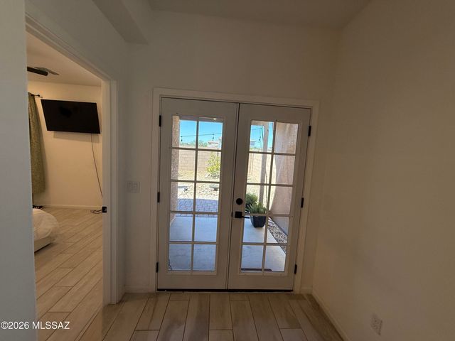 6754 E Via Olmeda, Tucson, AZ 85756